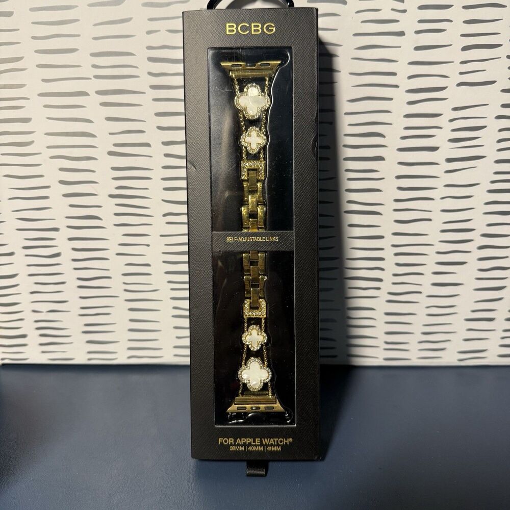 BCBG Maxazria Gold Clover Floral Apple Watch Band 38 40 41mm Self Adjustable New
